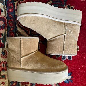Ugg Classic Mini Platform Boots